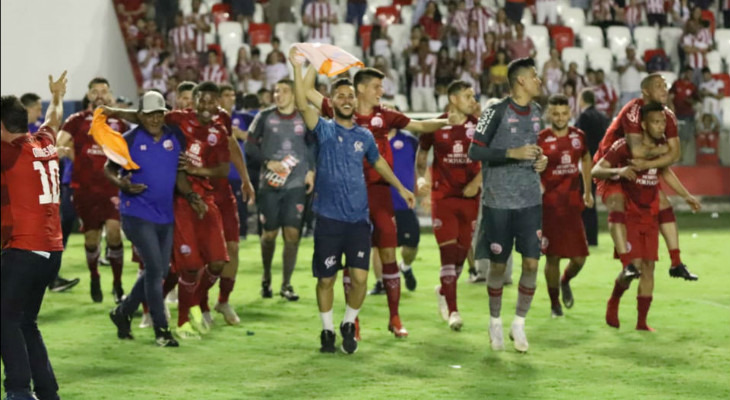  Náutico fez história com seu primeiro título nacional, sua primeira conquista na Série C!