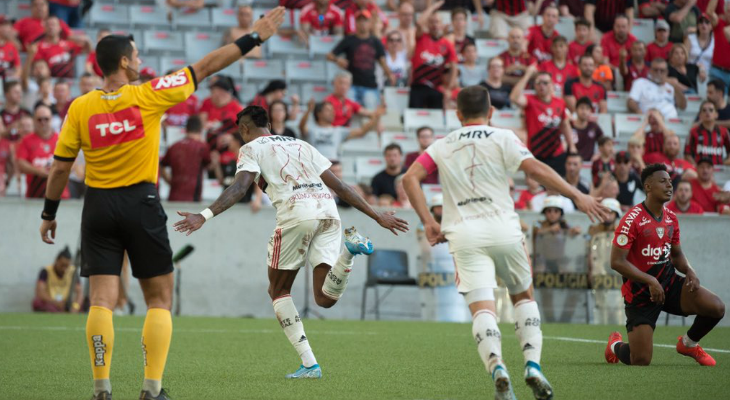  Flamengo marcou mais dois e chegou a 53 gols em 25 rodadas no Brasileirão!