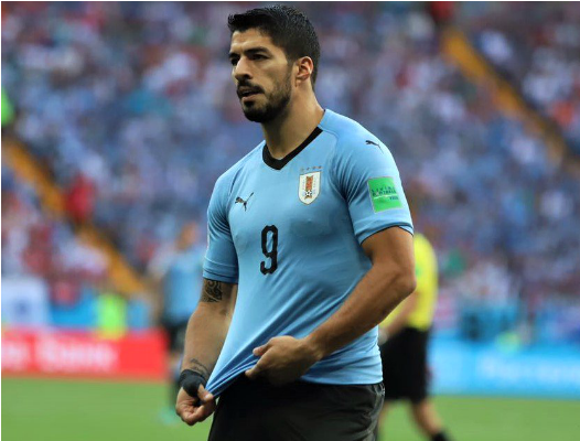  Suárez já decepcionou os fãs uruguaios em plena Copa!
