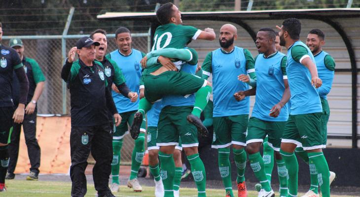  Gama goleou o Ceilândia e assumiu a liderança do Candangão por causa do saldo de gols!