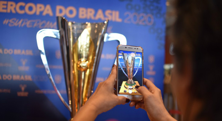  Troféu da recriada Supercopa do Brasil ganhou novo dono neste domingo em Brasília!