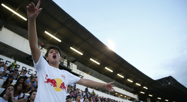  Torcida do Red Bull Brasil já não tem mais o ânimo de antes!