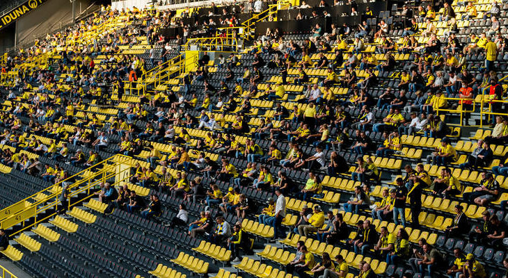  Bundesliga voltou a sair na frente das demais competições eliberou a presença de torcedores nas arquibancadas!
