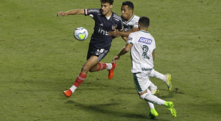  Goiás não vence há 11 jogos no Brasileirão - quatro empates e sete derrotas!