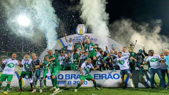  Chapecoense faturou o inédito título da Série B do Brasileirão na última rodada!