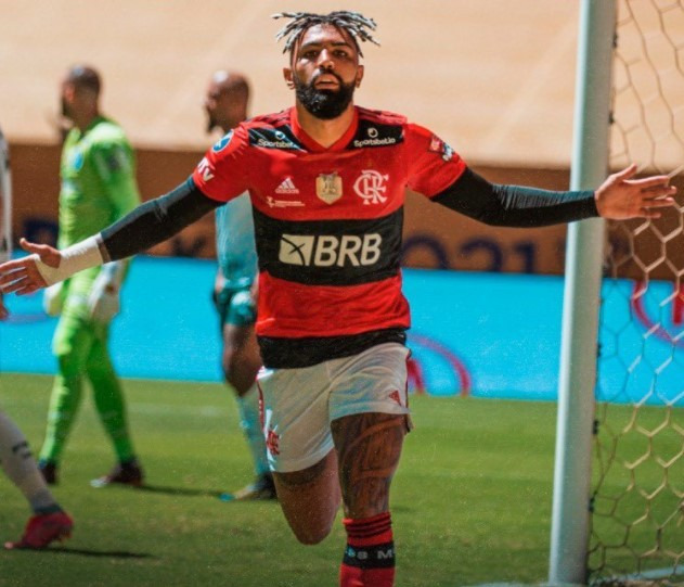  Flamengo superou o Palmeiras nos pênaltis e garantiu o bi na Supercopa do Brasil!