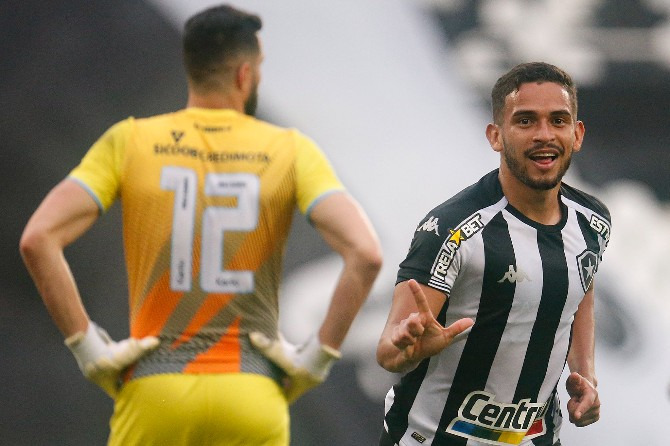  Botafogo superou o Londrina e manteve o aproveitamento de 100% no returno da Série B!