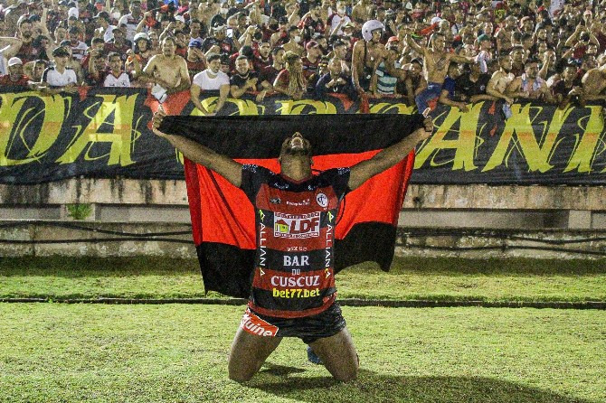  Campinense garantiu seu 1º acesso na Série D e voltará para a Série C após uma década!