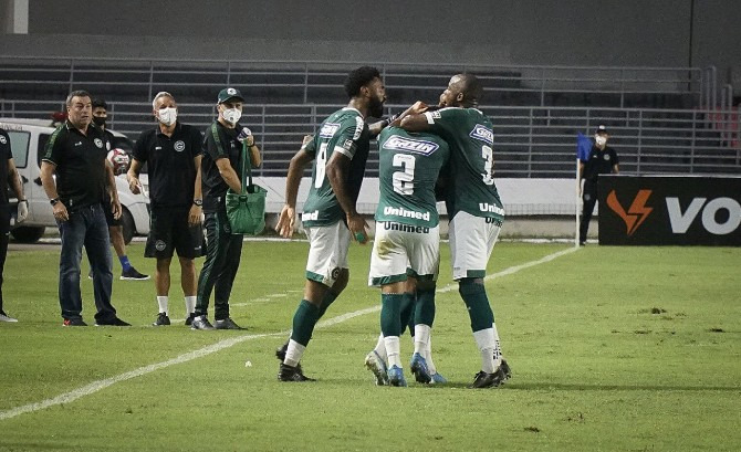  Goiás superou o Guarani em Campinas e confirmou o acesso na Série B!