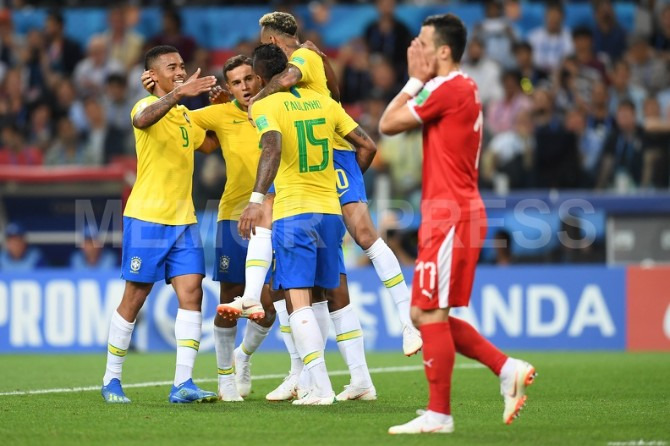  Brasil enfrentou e venceu a Sérvia na Copa do Mundo de 2018, na Rússia!