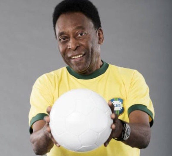  Pelé marcou o gol da vitória sobre País de Gales e da classificação do Brasil em 1958!