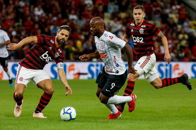  Em 2019, Flamengo eliminou o Corinthians
