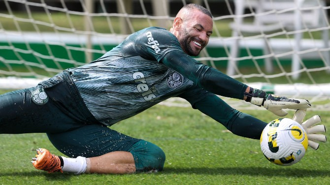  Weverton é um dos pilares do Palmeiras no Brasileirão