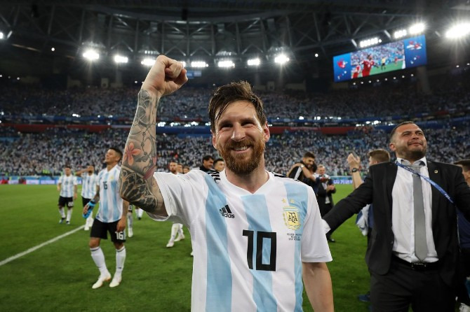  Maior vencedor da premiação da FIFA, Lionel Messi soma seis gols em Copas!