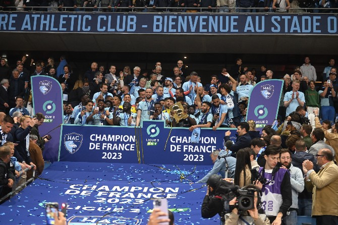  Le Havre conquistou o acesso após 14 anos e voltará a disputar a Ligue 1!