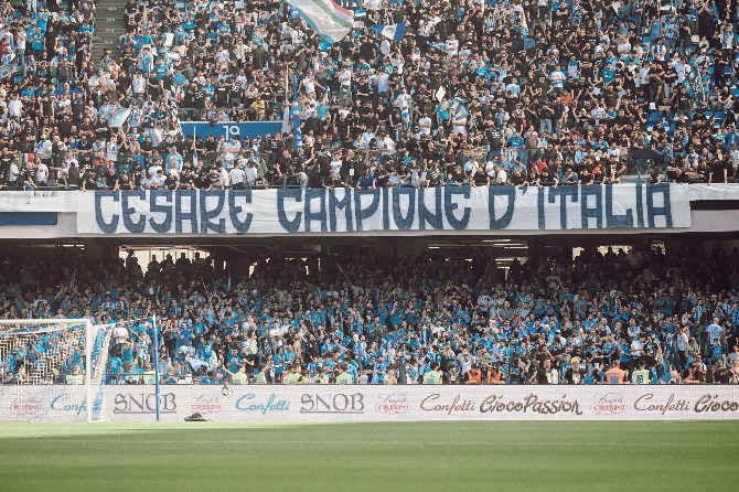  Napoli se sagrou campeão italiano na temporada passada e começará sua jornada fora de casa!