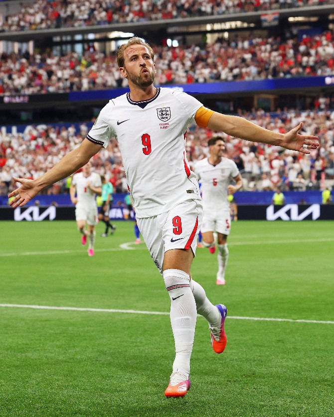  Kane também está na briga pela artilharia da Copa, assim como Messi e Mbappé!