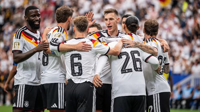  Alemanha venceu seus últimos 4 jogos contar sul-americanos em Copas!
