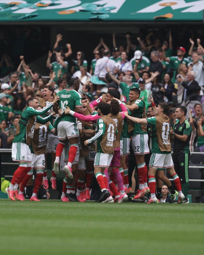  México venceu apenas um jogo contra sul-americanos em Copas do Mundo!